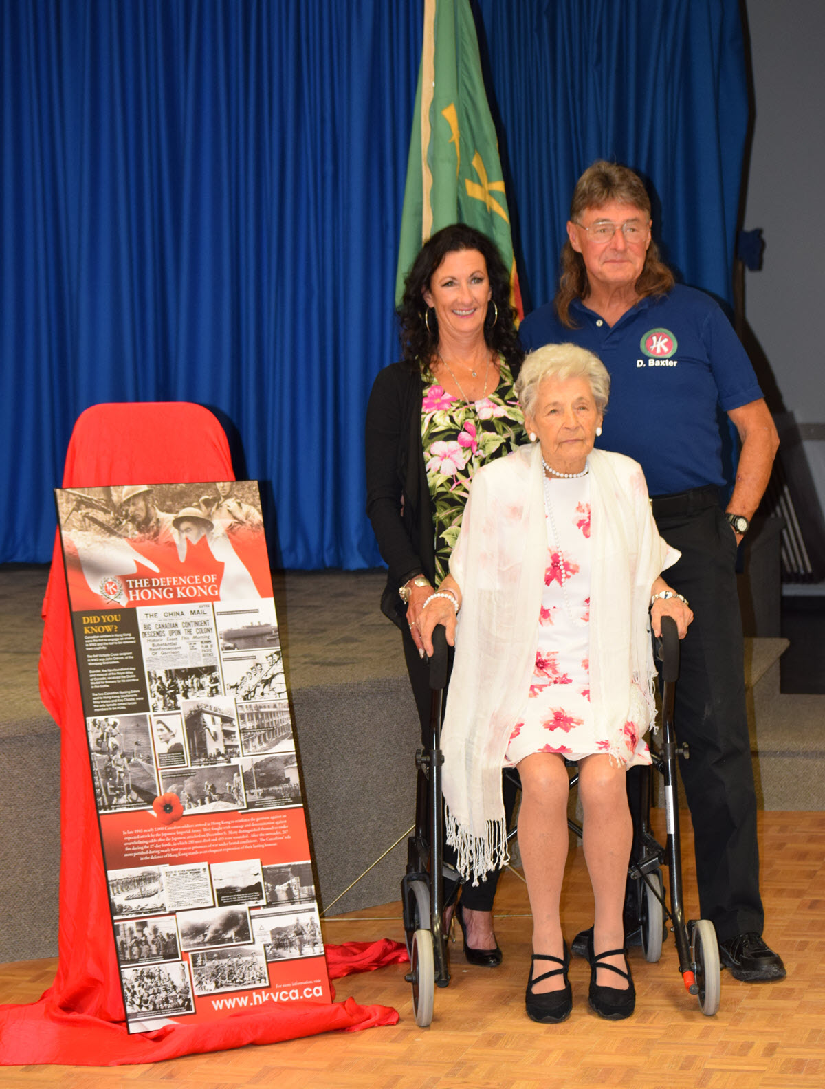 Pat Baxter, widow of HK veteran David Baxter, WG, and daughter Marjorie Zuber and son Rick Levens